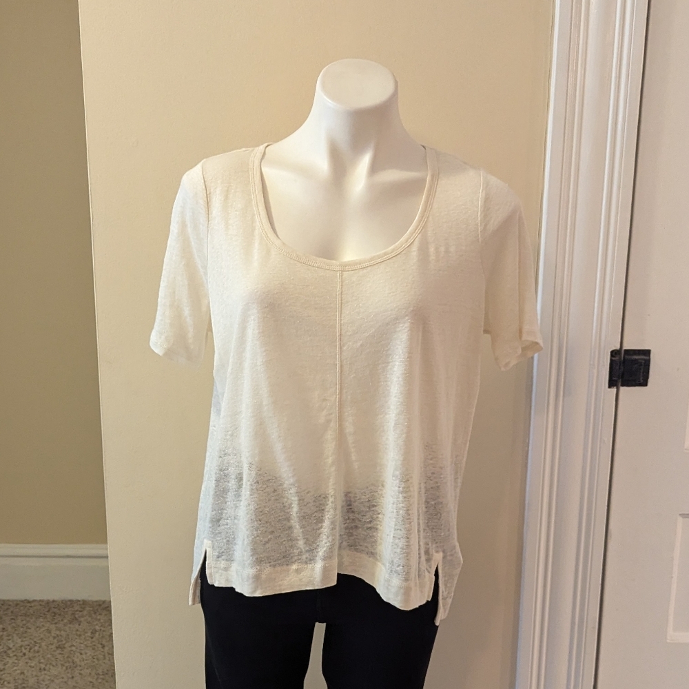 Cynthia Rowley linen slightly sheer crem top size M